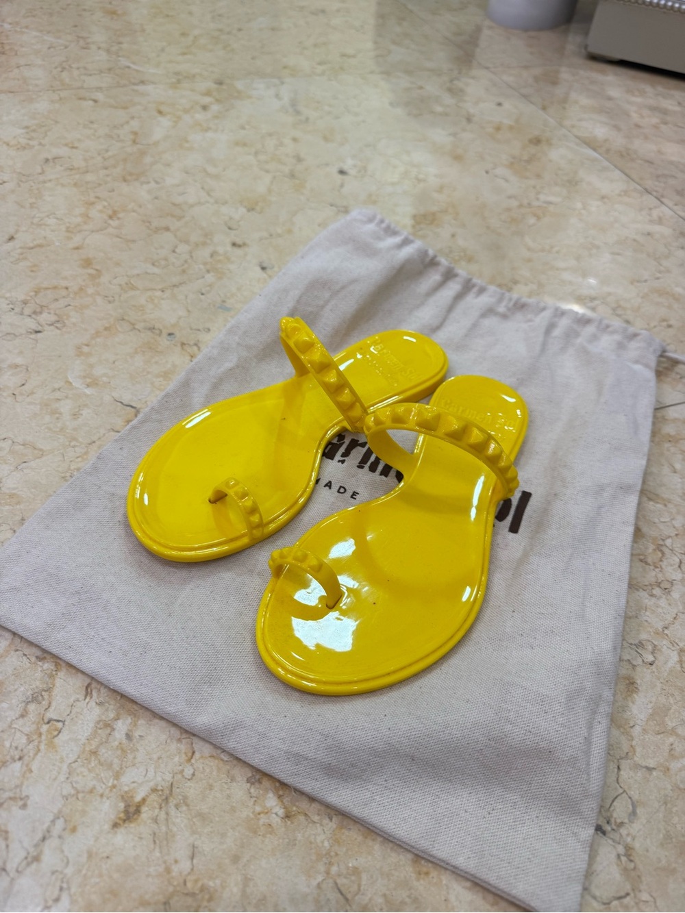 Yellow Studded Jelly Toe-Loop Sandal - Women